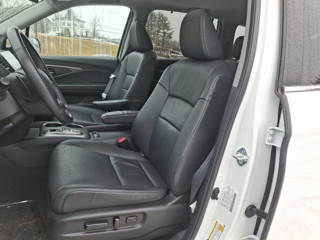 used 2022 Honda Pilot car, priced at $34,887