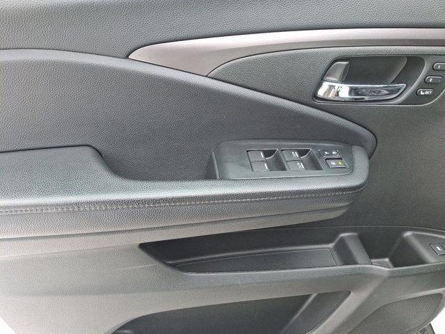 used 2022 Honda Pilot car, priced at $34,887