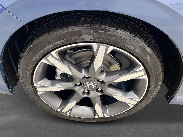 new 2025 Honda Civic Hybrid car, priced at $33,555