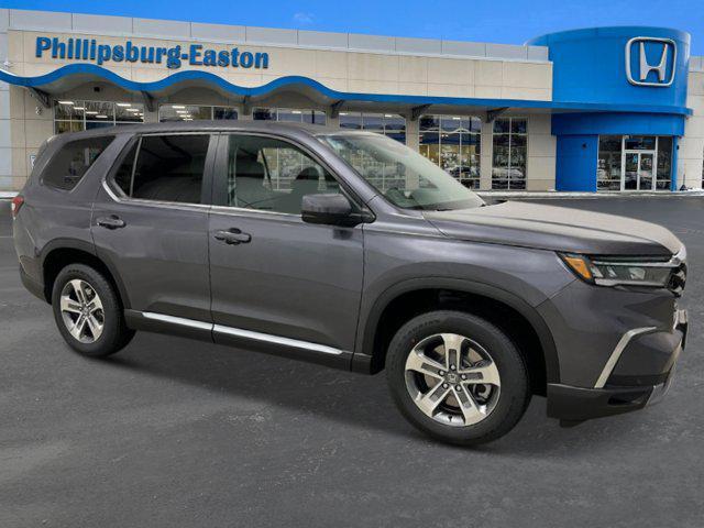 new 2025 Honda Pilot car, priced at $47,095