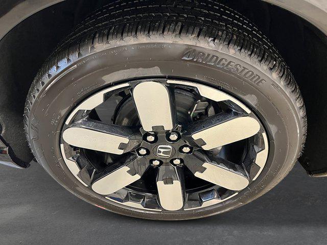 new 2025 Honda Prologue car, priced at $59,805