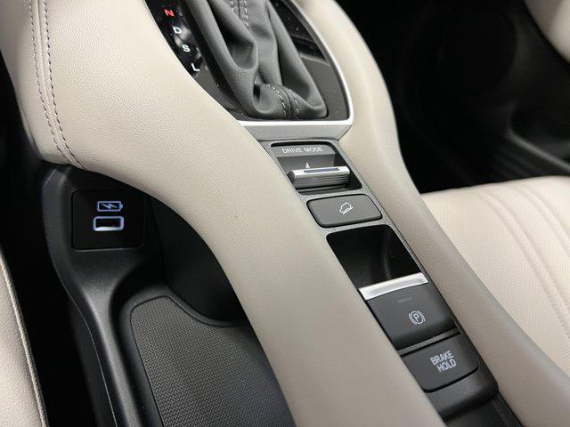new 2025 Honda HR-V car, priced at $32,395