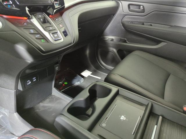 new 2026 Honda Odyssey car, priced at $45,940
