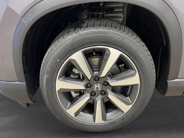 new 2025 Honda Pilot car, priced at $54,530