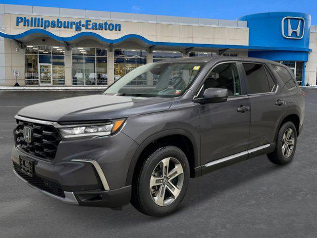 new 2025 Honda Pilot car, priced at $47,095