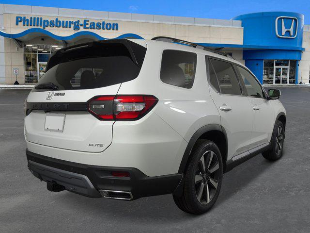 new 2025 Honda Pilot car, priced at $56,705