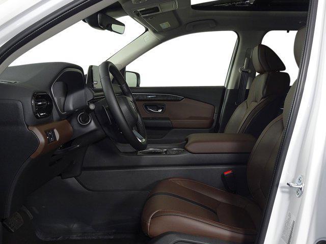 new 2025 Honda Pilot car, priced at $56,705