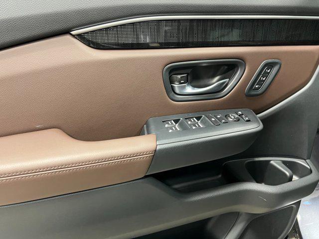 new 2025 Honda Pilot car, priced at $54,530