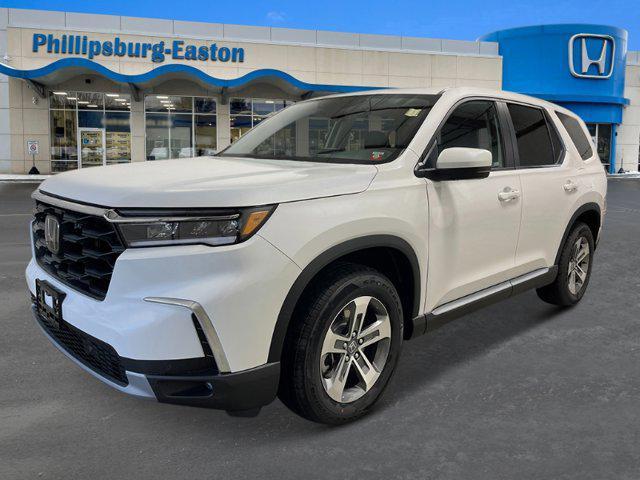 new 2025 Honda Pilot car, priced at $48,280