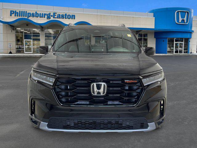 new 2025 Honda Pilot car, priced at $50,850