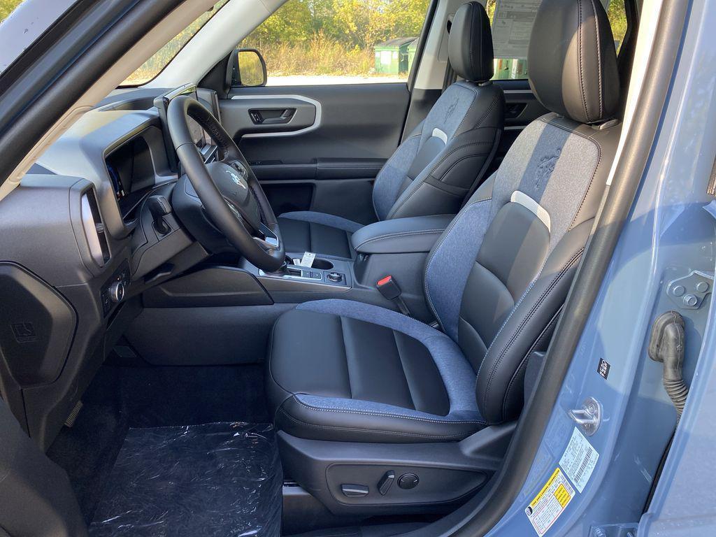new 2025 Ford Bronco Sport car, priced at $40,820