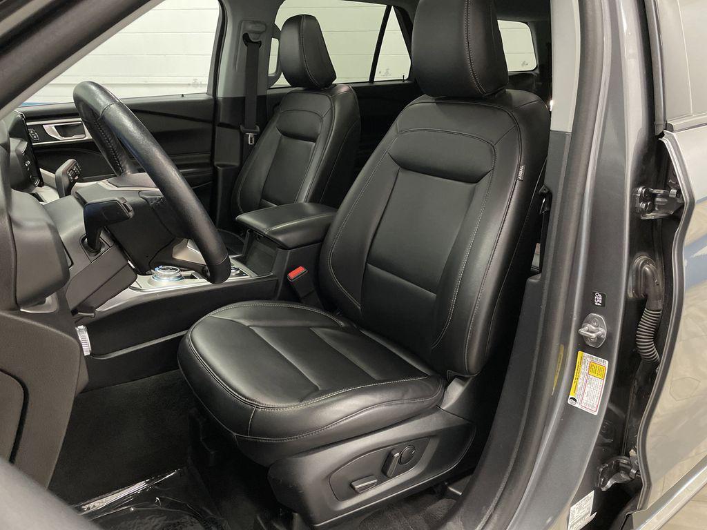 used 2022 Ford Explorer car, priced at $27,131