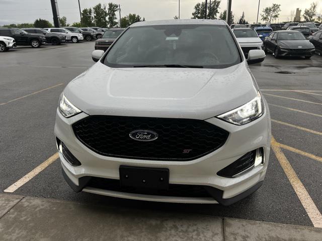 used 2022 Ford Edge car, priced at $35,307