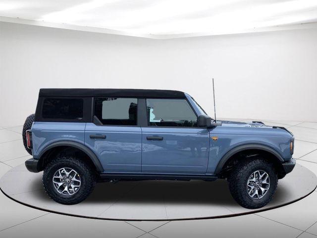 new 2024 Ford Bronco car, priced at $55,906