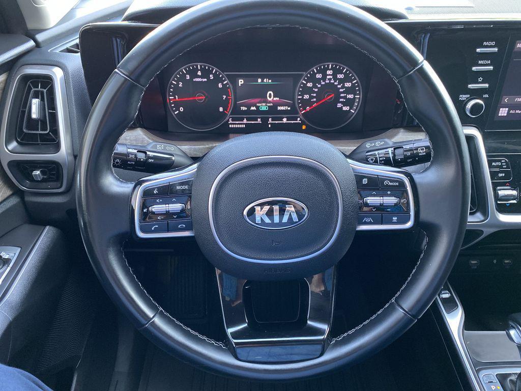 used 2021 Kia Sorento car, priced at $23,874