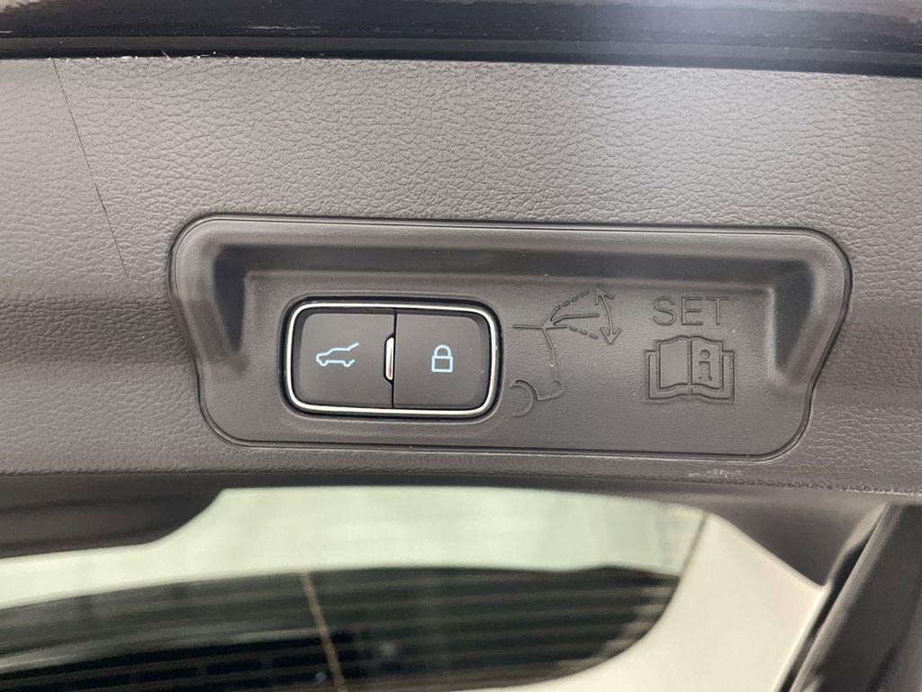 used 2025 Ford Explorer car, priced at $38,248