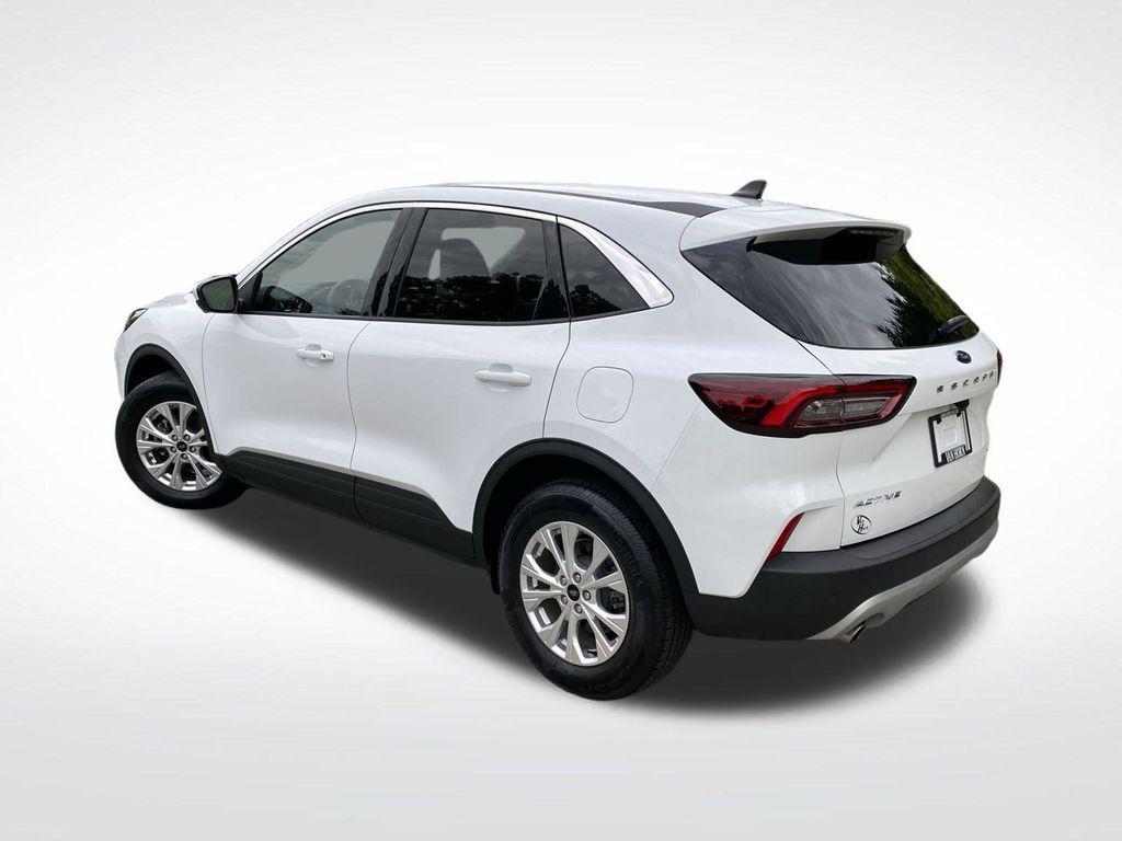 used 2023 Ford Escape car, priced at $22,997