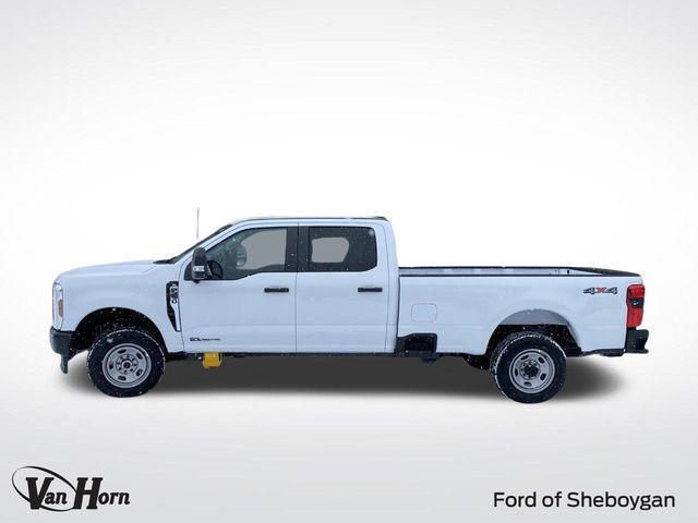 new 2024 Ford F-350 car, priced at $61,000