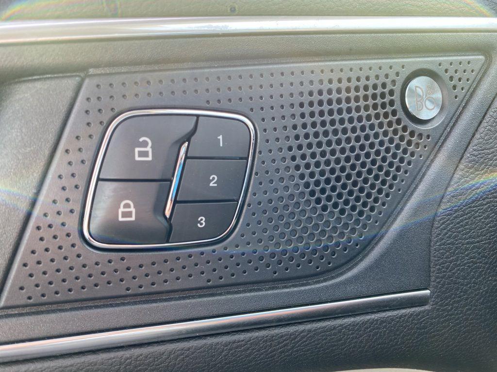 used 2022 Ford Edge car, priced at $23,747