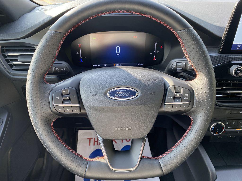 used 2025 Ford Escape car, priced at $30,497