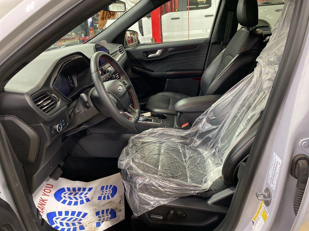 used 2025 Ford Escape car, priced at $27,997