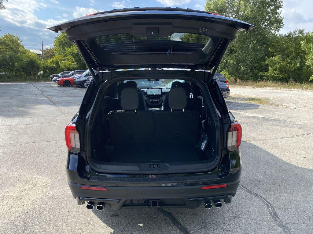new 2025 Ford Explorer car, priced at $60,089
