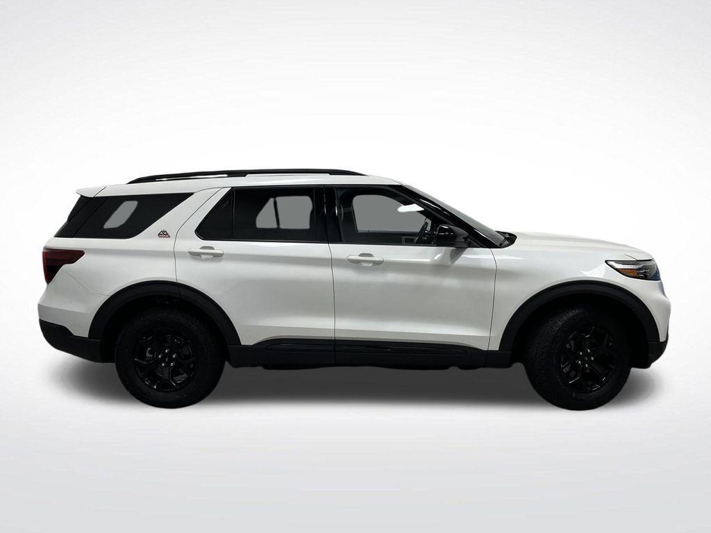 used 2024 Ford Explorer car, priced at $39,734