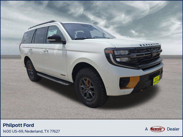 new 2025 Ford Expedition car, priced at $78,971