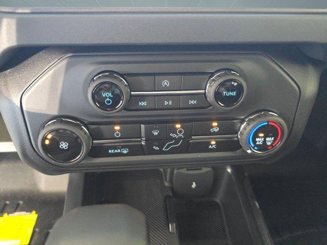 new 2025 Ford Bronco car, priced at $43,641