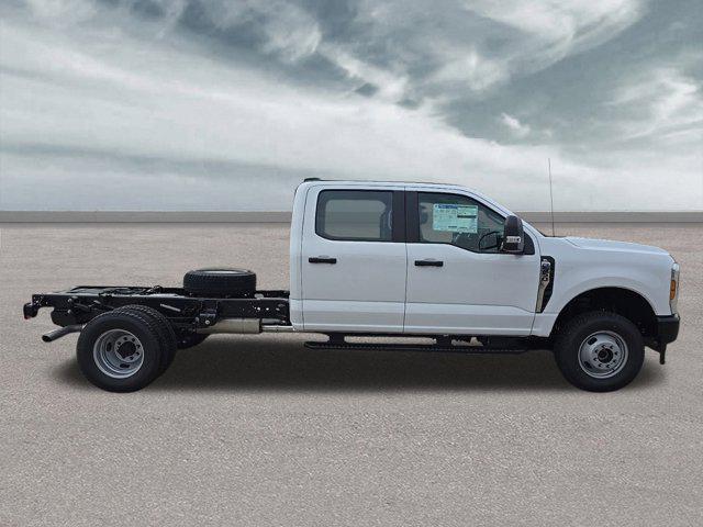 new 2024 Ford F-350 car, priced at $58,990