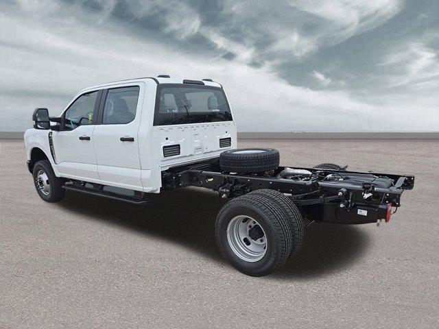 new 2024 Ford F-350 car, priced at $58,990