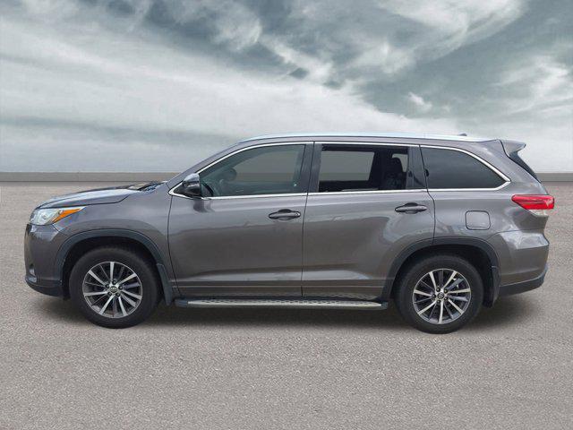 used 2018 Toyota Highlander car, priced at $19,999