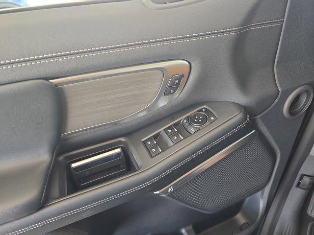 new 2025 Ford Expedition car, priced at $73,351