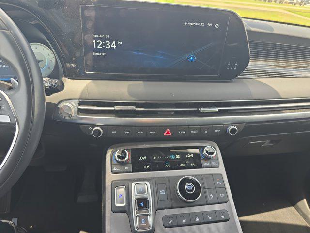 used 2024 Hyundai Palisade car, priced at $39,999