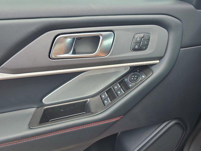 new 2025 Ford Explorer car, priced at $54,941