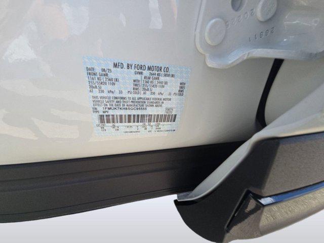 new 2025 Ford Explorer car, priced at $45,991
