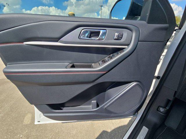 new 2025 Ford Explorer car, priced at $45,991