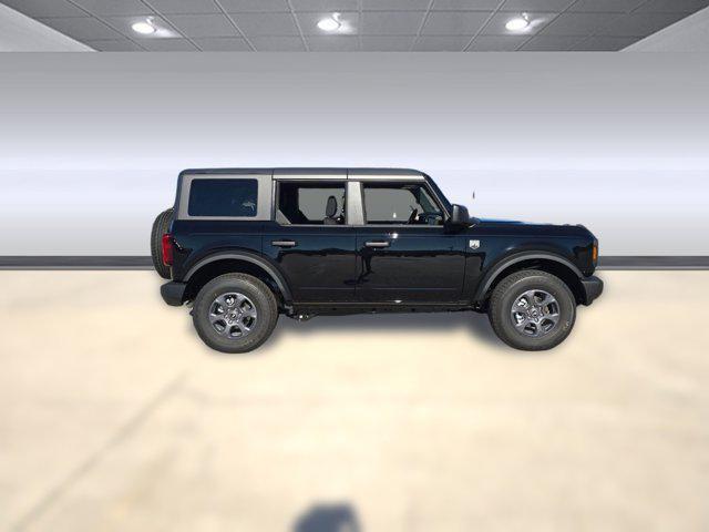 new 2025 Ford Bronco car, priced at $43,641
