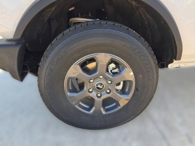 new 2025 Ford Bronco car, priced at $43,641