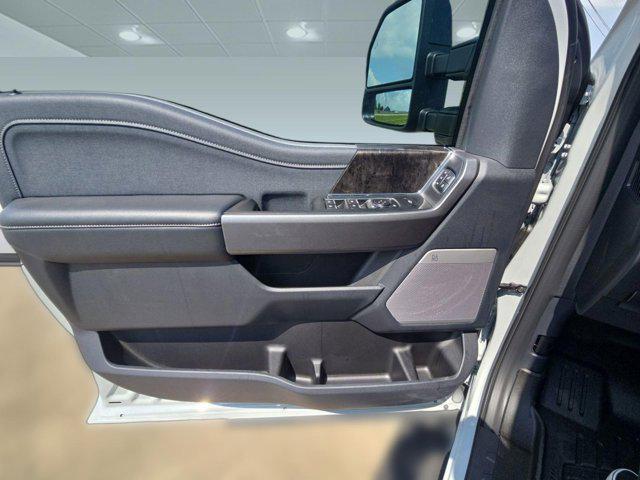 new 2025 Ford F-250 car, priced at $79,992