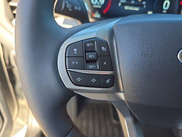 new 2025 Ford Explorer car, priced at $41,322
