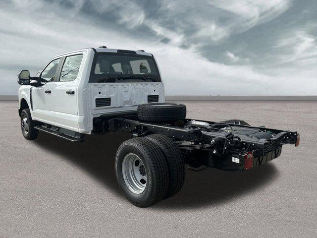 new 2024 Ford F-350 car, priced at $55,992