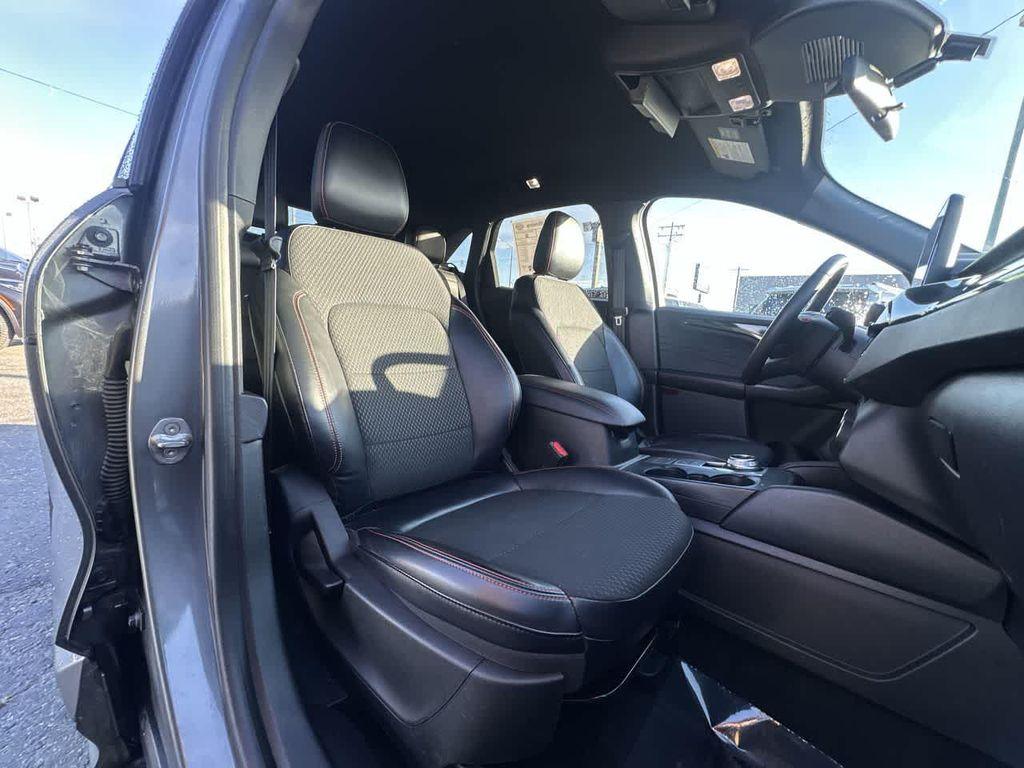 used 2023 Ford Escape car, priced at $22,999