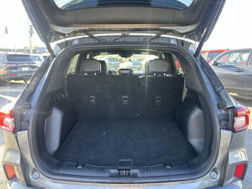 used 2023 Ford Escape car, priced at $22,999