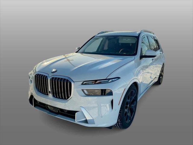 new 2025 BMW X7 car, priced at $90,595