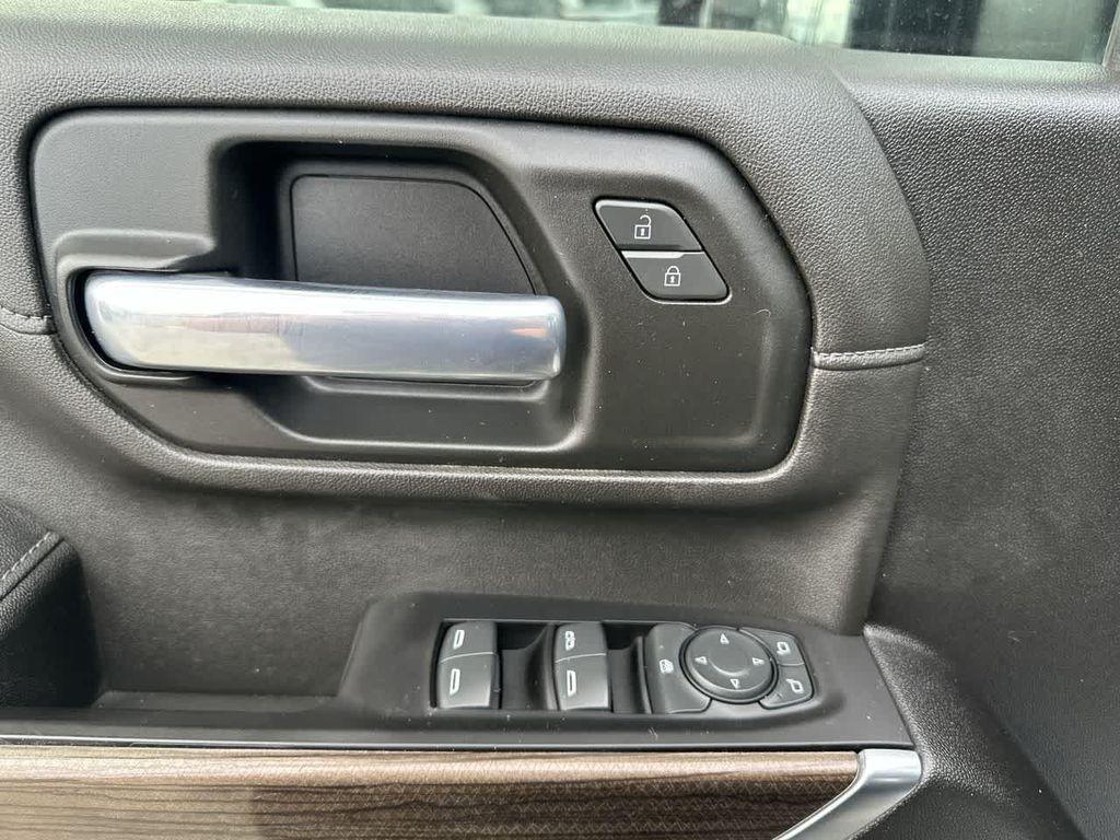 used 2022 Chevrolet Silverado 2500 car, priced at $43,999