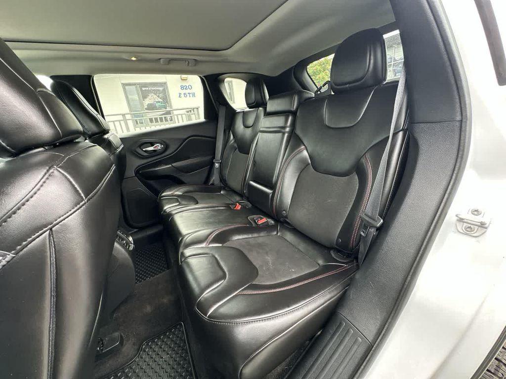 used 2019 Jeep Cherokee car, priced at $19,999