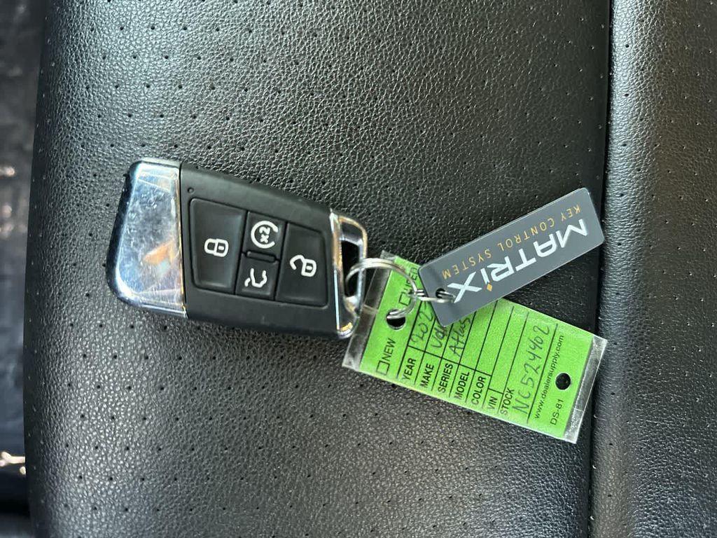 used 2022 Volkswagen Atlas car, priced at $30,499