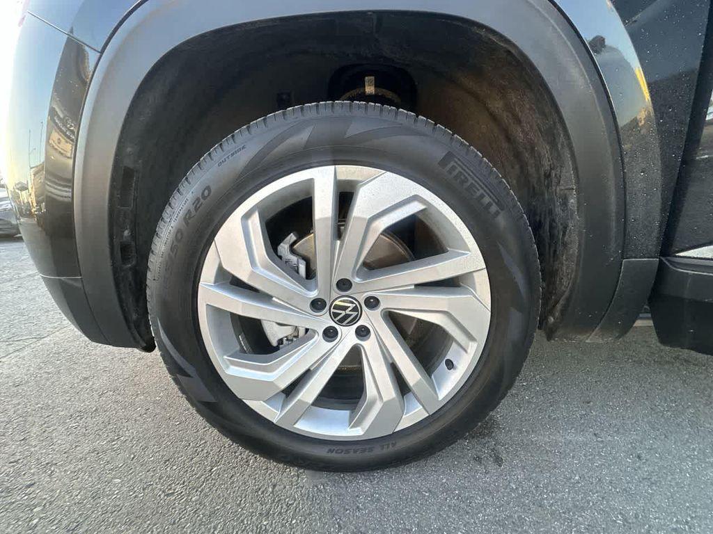 used 2022 Volkswagen Atlas car, priced at $30,499