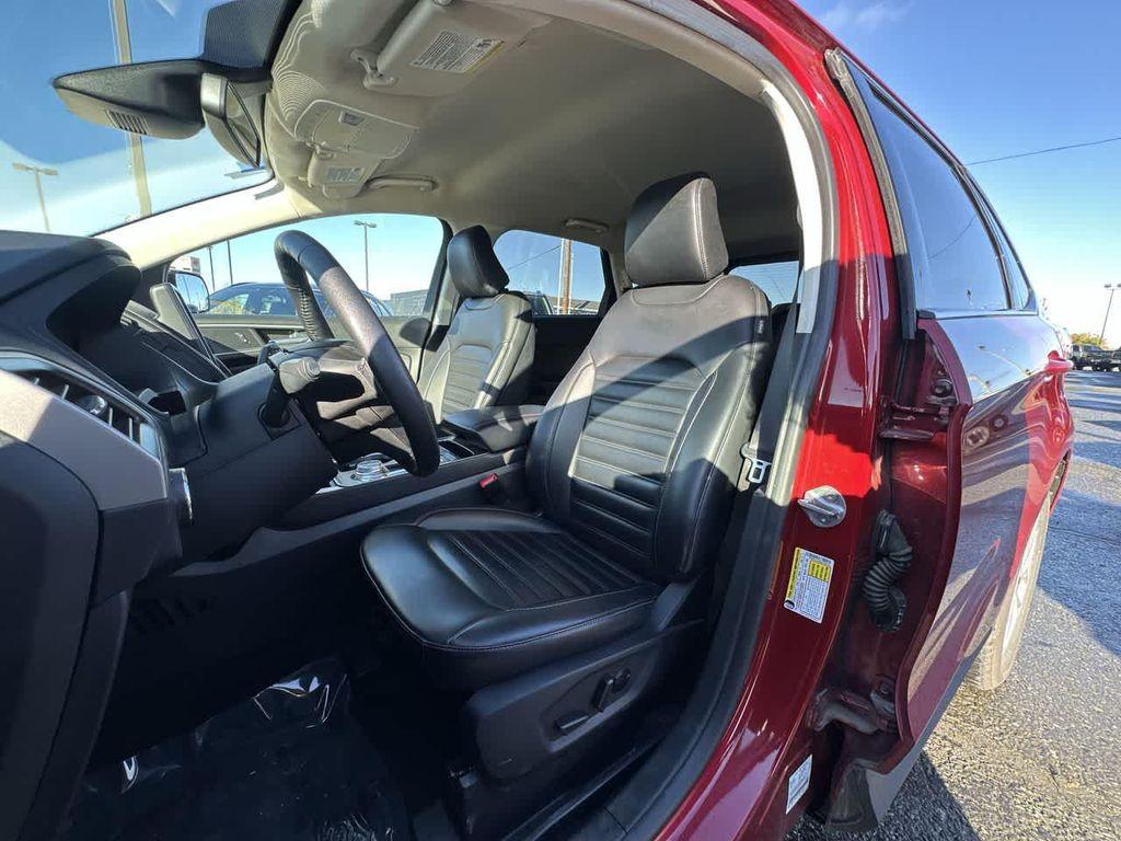 used 2024 Ford Edge car, priced at $24,999